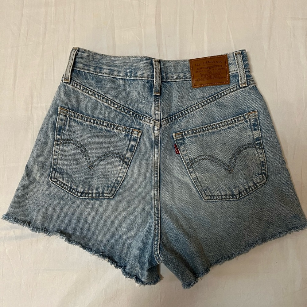 Levi’s High Waisted Loose Denim Cut Off Shorts